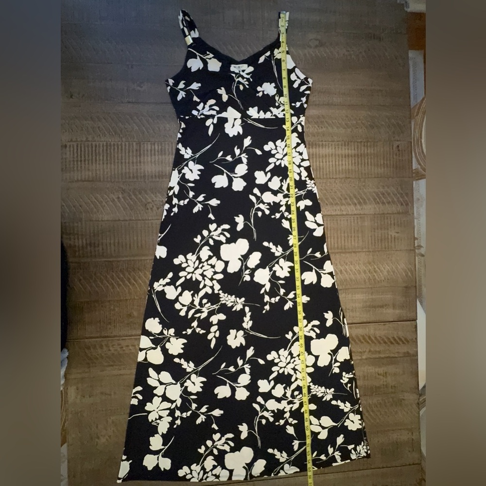 White House Black Market Floral Black and White Women's Dress Size S - Picture 13 of 14
